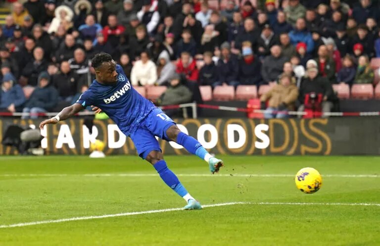 Crystal Palace interested in making a late move for West Ham forward Maxwel Cornet.