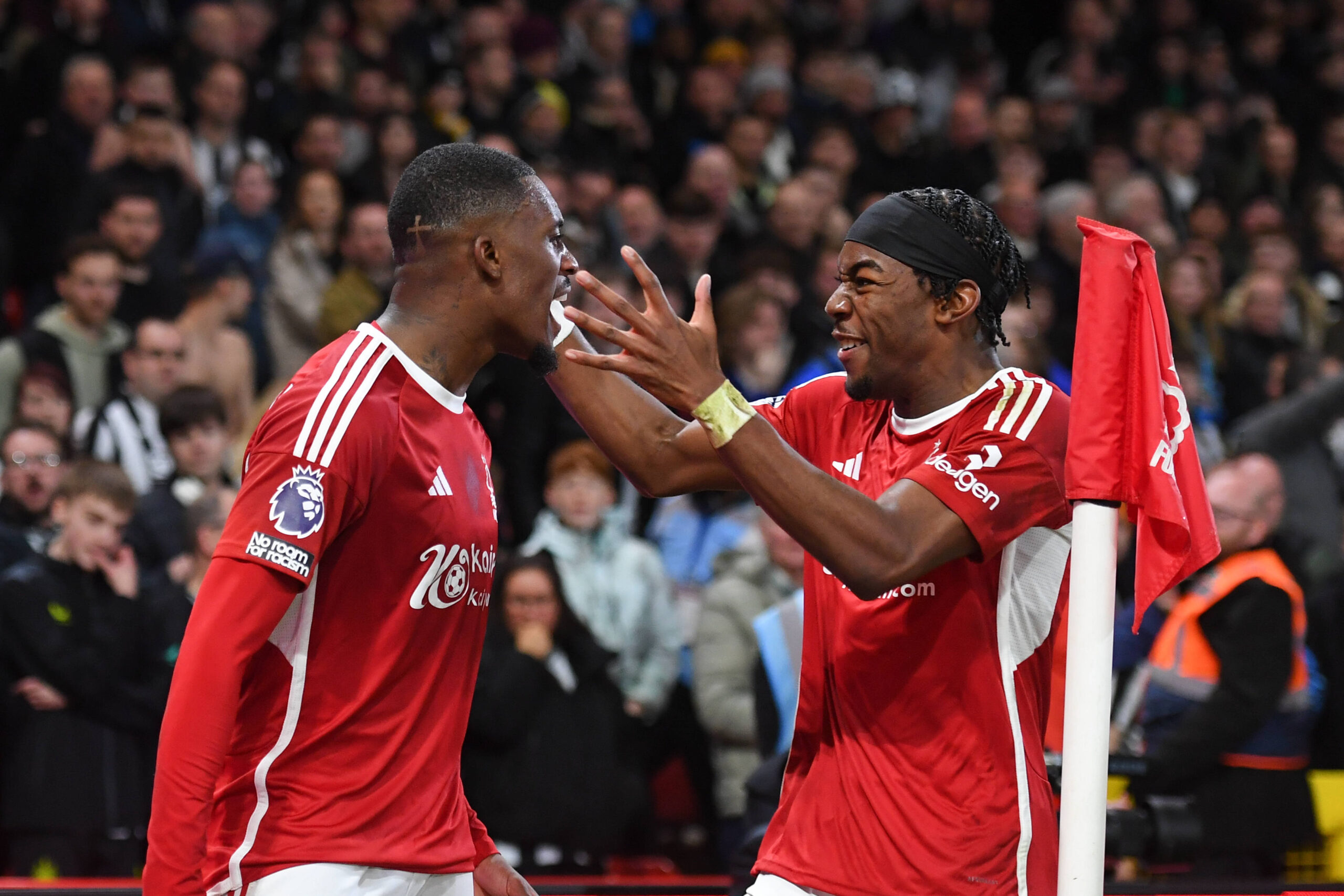 Nottingham Forest's Callum Hudson-Odoi and Anthony Elanga celebrate a goal by the corner flag
