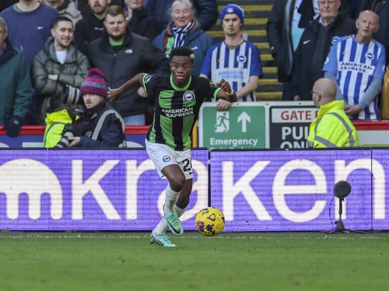 Brighton Beat Sheffield United 5-0: Adingra Brace After Holgate Red Card