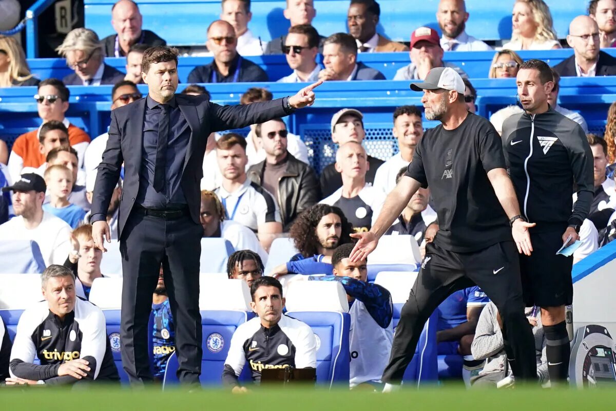 Mauricio Pochettino and Jurgen Klopp instruct their teams from the sidelines