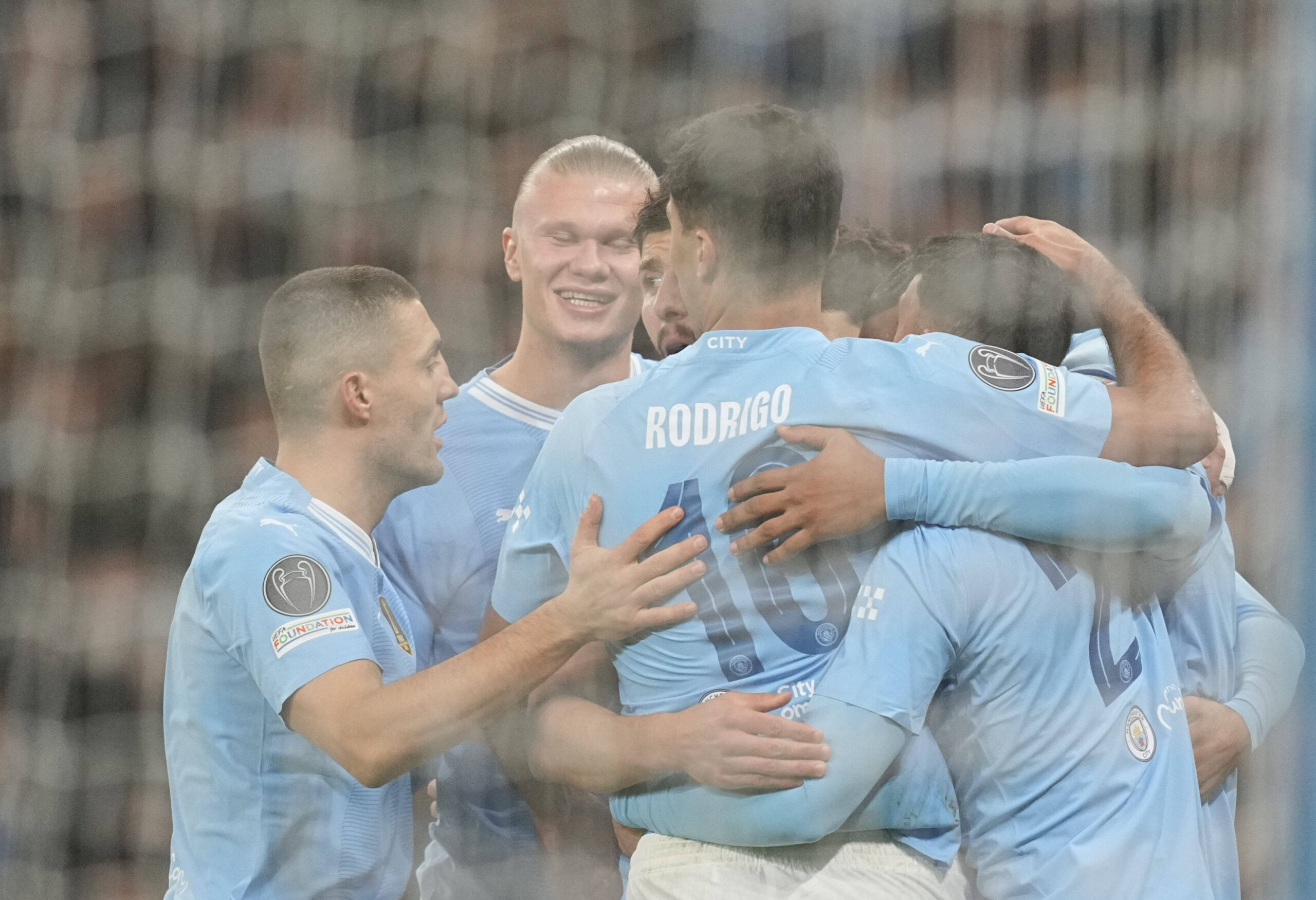 Manchester City players celebrate goal