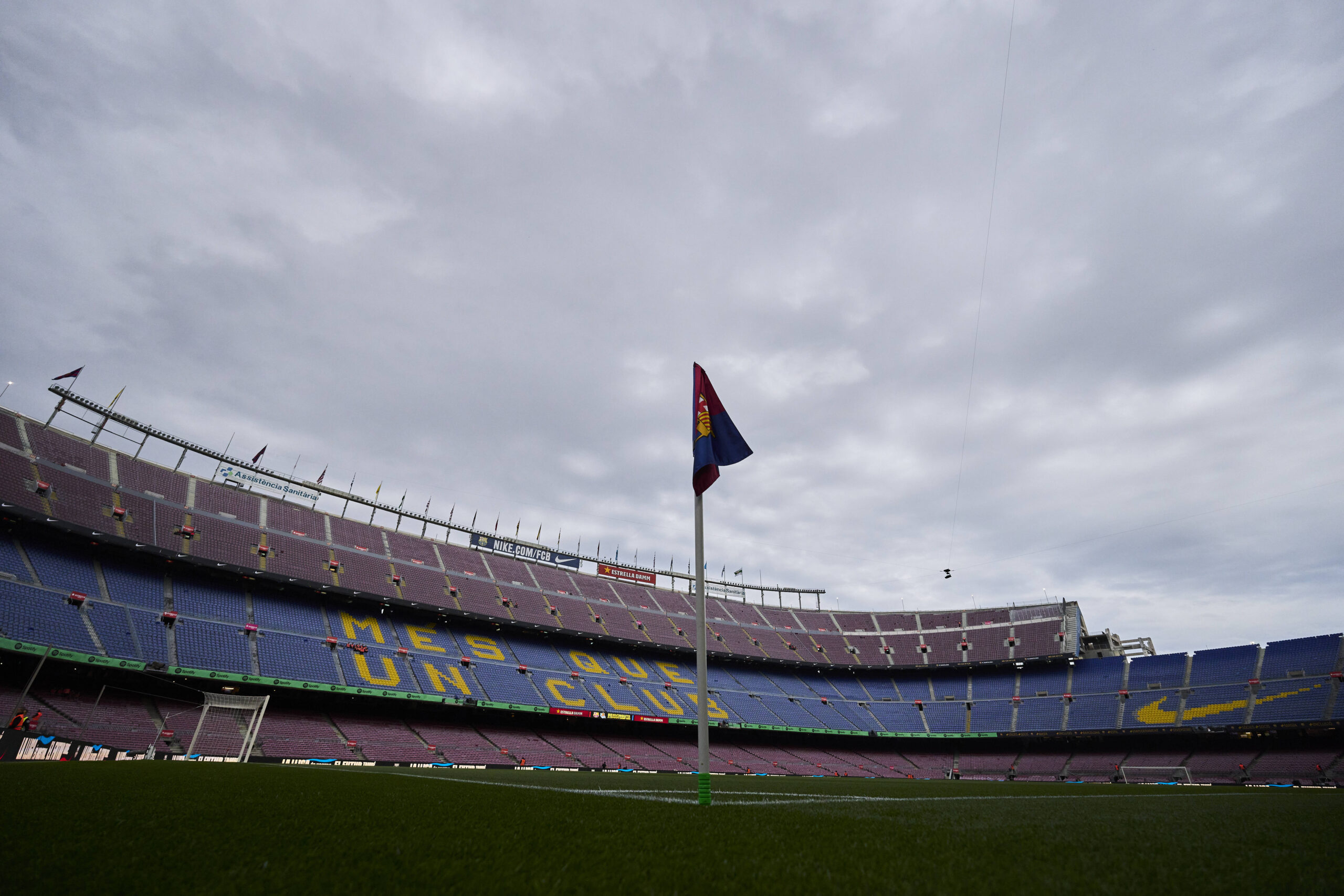 Image from the corner flag showing an empty Nou Camp