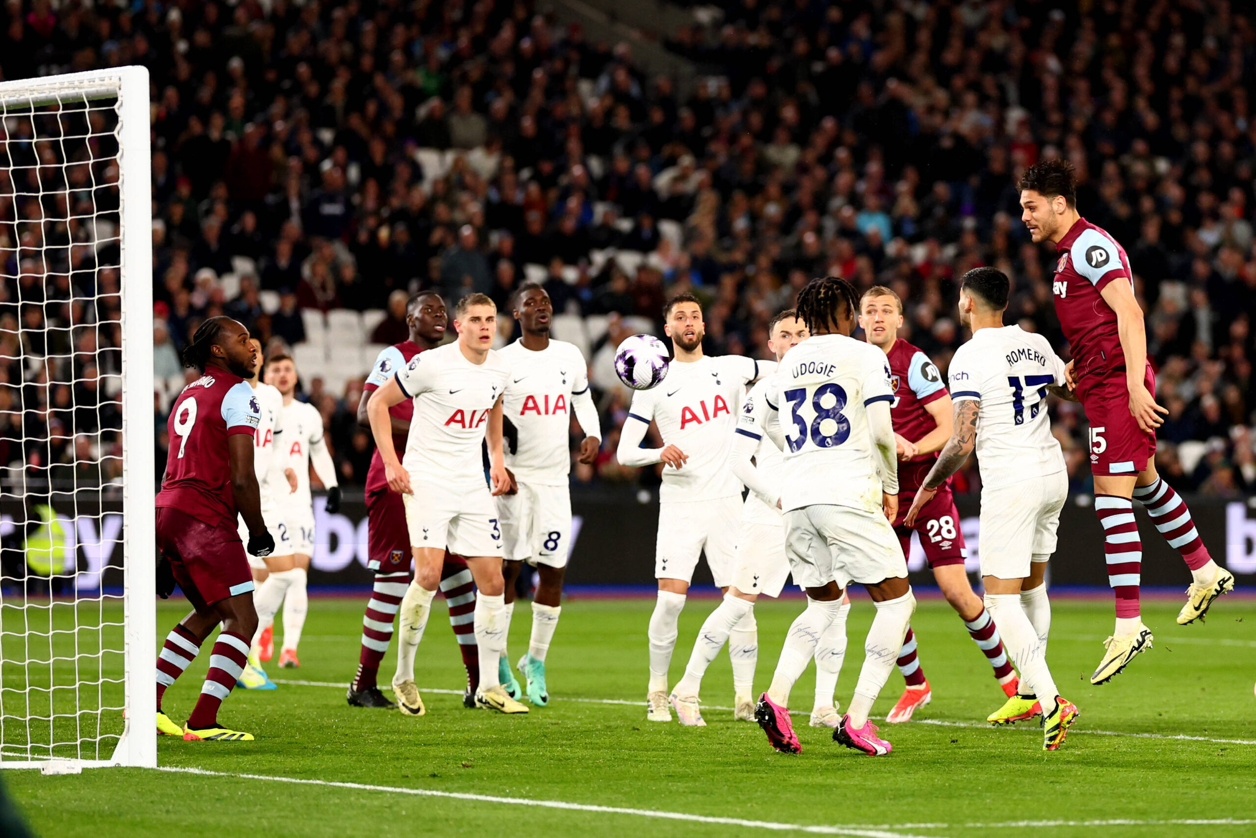 Tottenham Hotspur lineup to defend West Ham attack