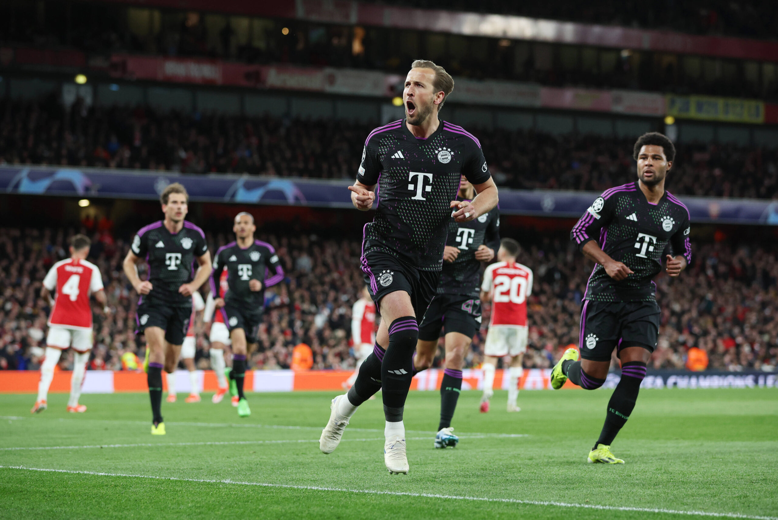 Harry Kane of Bayern Munich celebrates goal