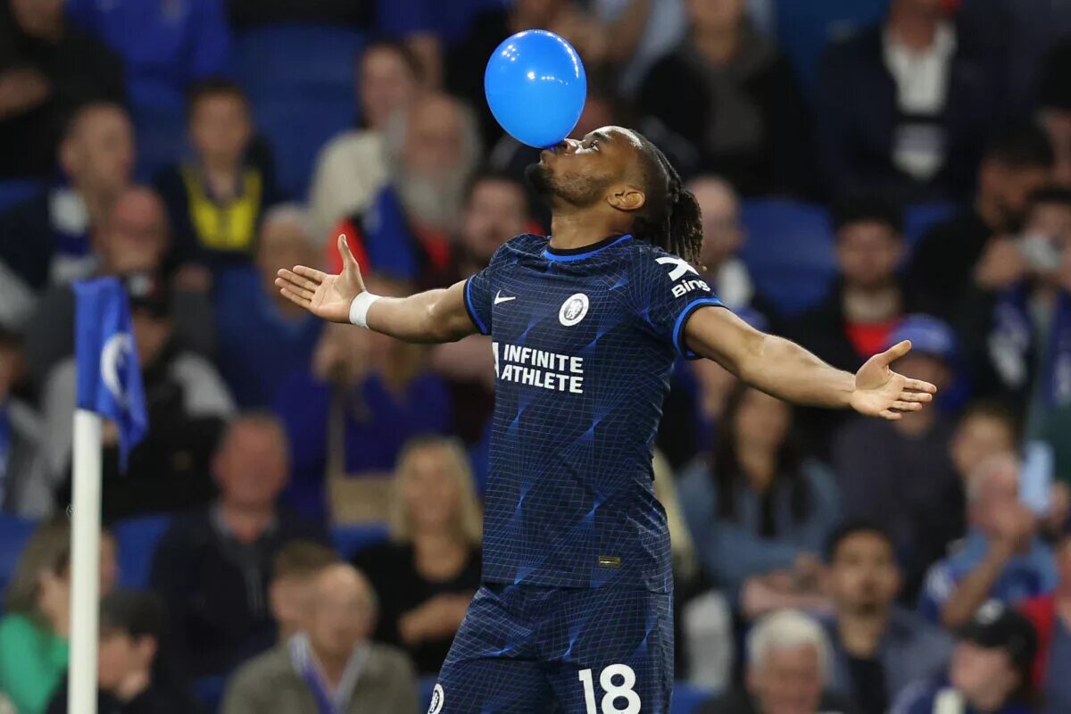 Christopher Nkunku's baloon celebration seen for the first time as a Chelsea player