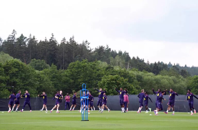England players train before Euros