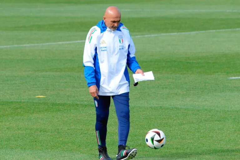 Luciano Spalletti pictured on the training ground for Italy during the Euros