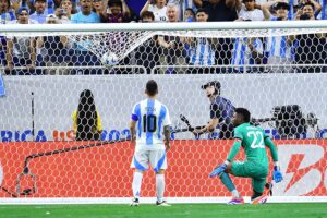 Lionel Messi misses penalty for Argentina