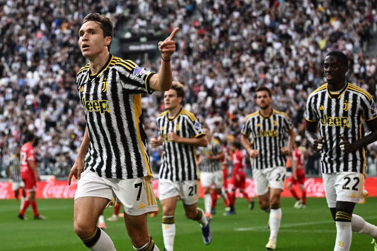 Federico Chiesa celebrates with Juventus teammates