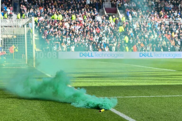 Hibs v Hearts: Poor Fan Behaviour in Scotland Not an Unusual Sight