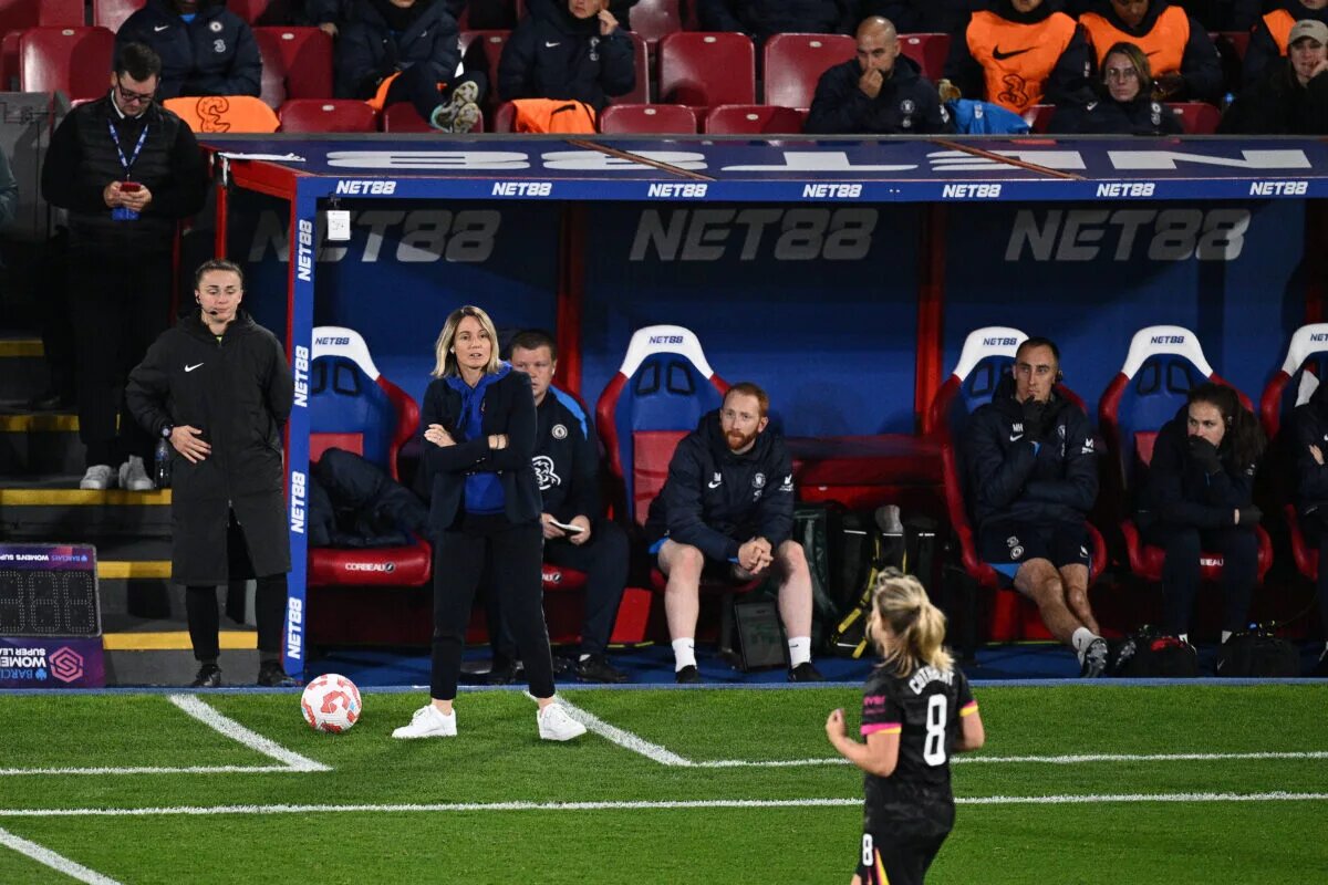 Sonia Bompastor pictured in the dugout during Chelsea match