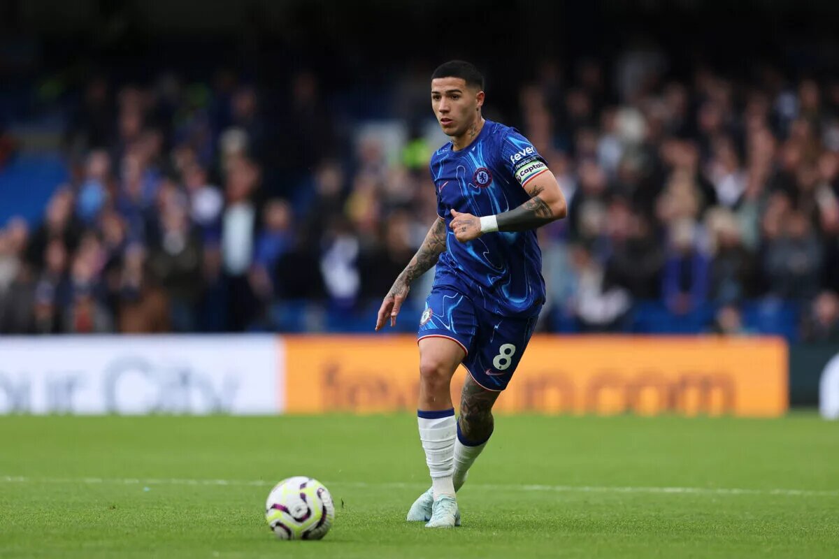 Chelsea predicted lineup vs Barcelona - Enzo Fernandez Pictured on the ball for Chelsea