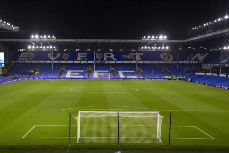 everton bid rejected tyler dibling