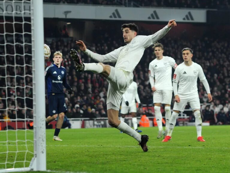 Arsenal's Kai Havertz attempts strike on goal vs Manchester United