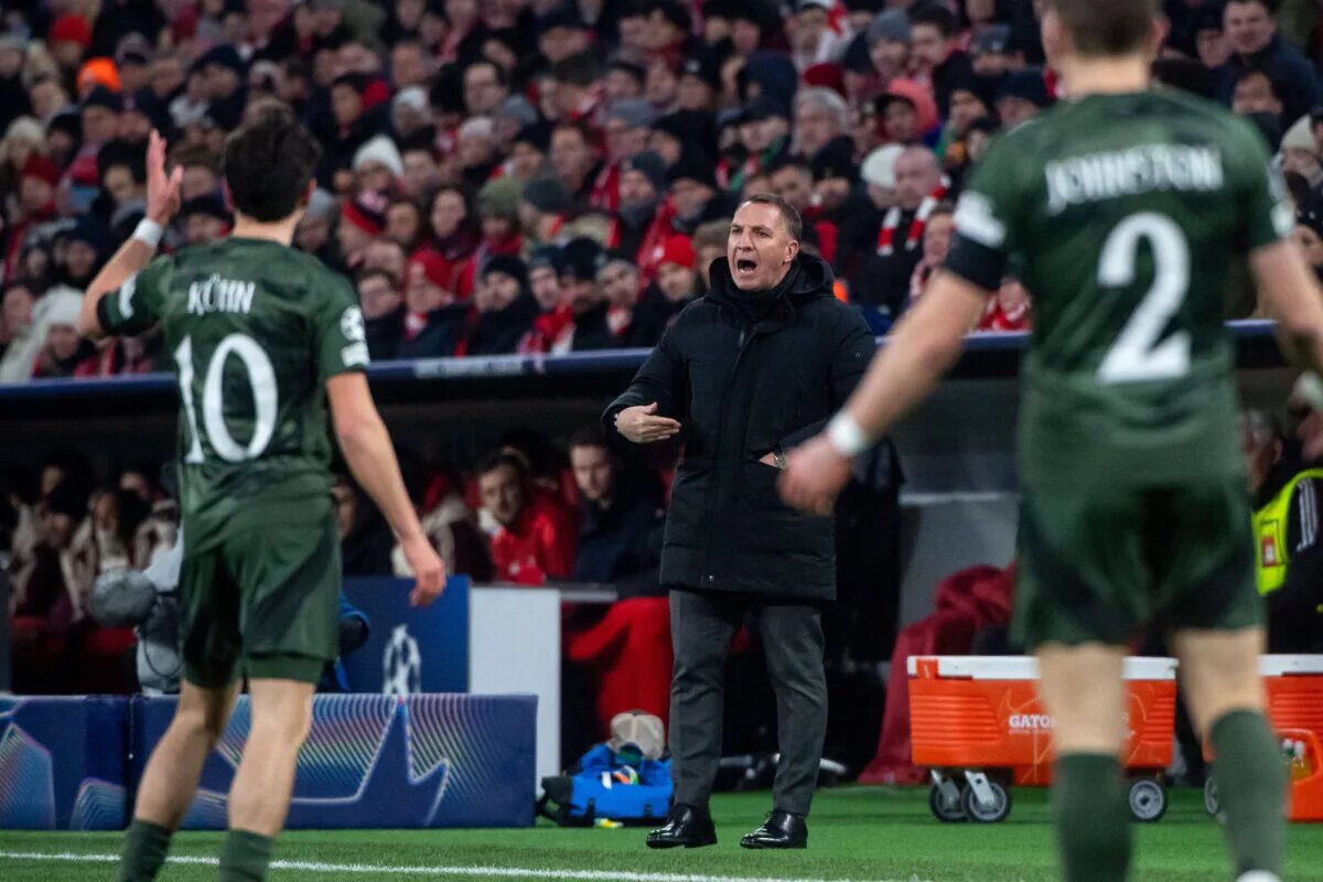 Brendan Rodgers pictured instructing his players
