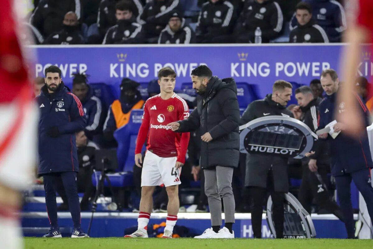 Manchester United confirmed lineup - Ruben Amorim prepares substitution