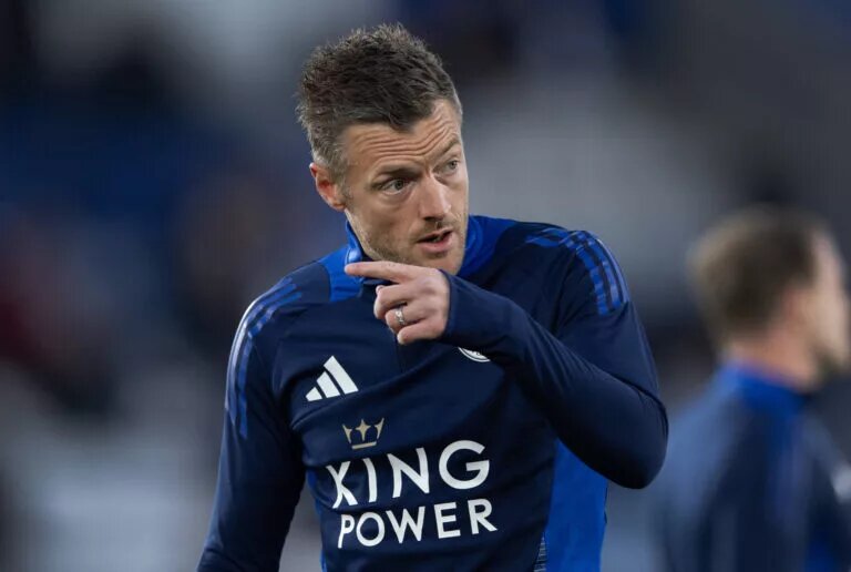 leicester city Francesco Pio Esposito jamie vardy replacement
