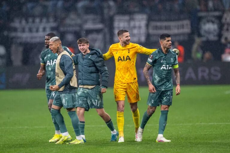 Tottenham Confirmed Lineup - Tottenham Hotspur players pictured after Frankfurt match