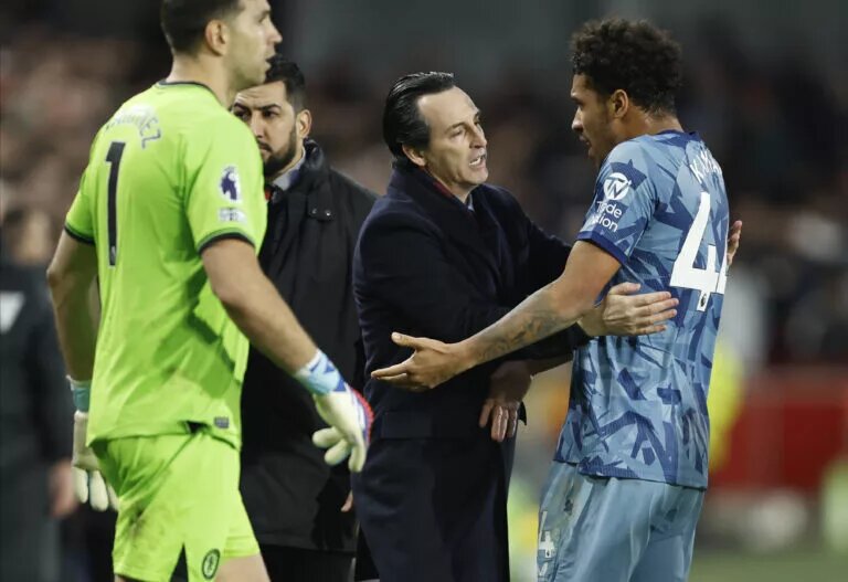 Aston Villa vs Manchester United confirmed lineups - image of Unai Emery and Boubacar Kamara