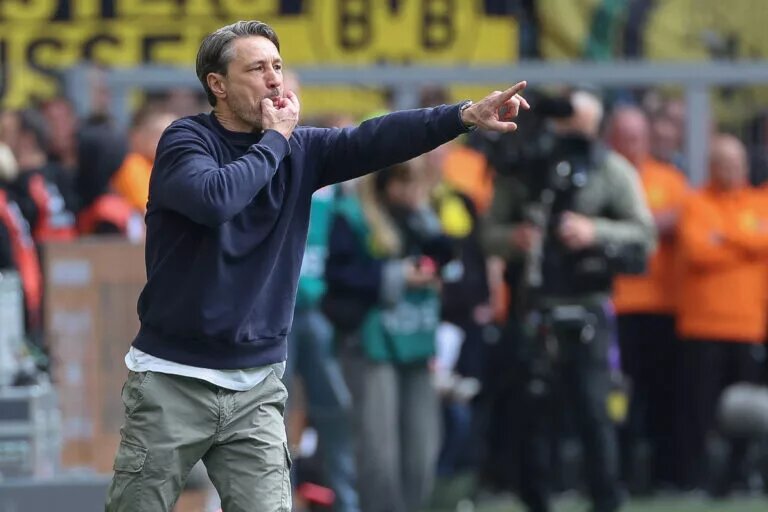 Borussia Dortmun Confirmed Lineup - image of Nico Kovac coaching