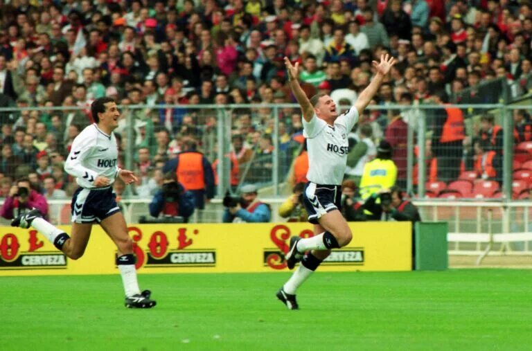 Paul Gascoigne Reminisces on Euro ‘96, Bobby Robson, and That Infamous Pigeon