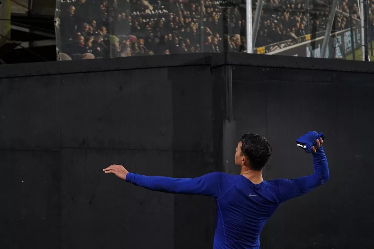 Best Chelsea players to wear Number 6 jersey ever - Image of Thiago Silva