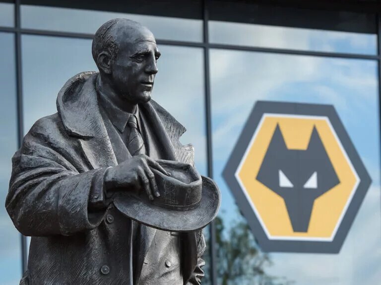 Wolves Set for Swift Summer Overhaul Under Rob Edwards