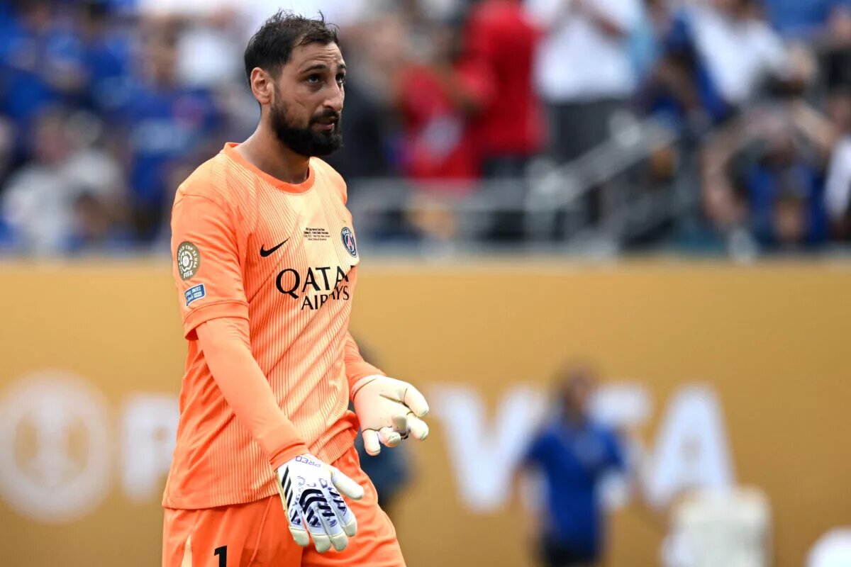 Why Chelsea should not sign Gianluigi Donnarumma