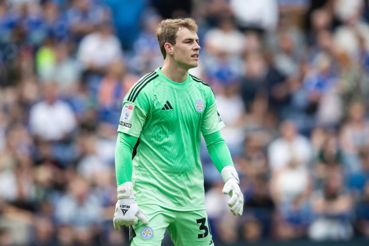 Leicester pre-season 0 image of Mads Hermansen