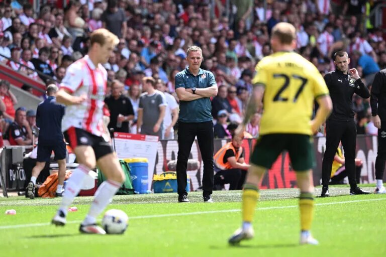 Wrexham vs QPR - image of Wrexham coach