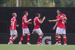 Wrexham Team News vs Cardiff - image of Wrexham players