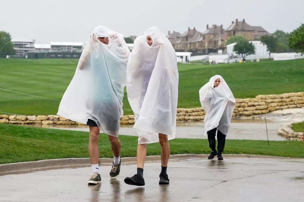 Spectators at 2025 CJ Cup Byron Nelson