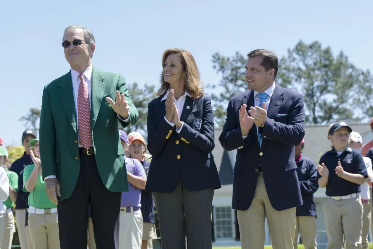 Derek Sprague (left) at the 2016 Drive, Chip, and Putt Championship