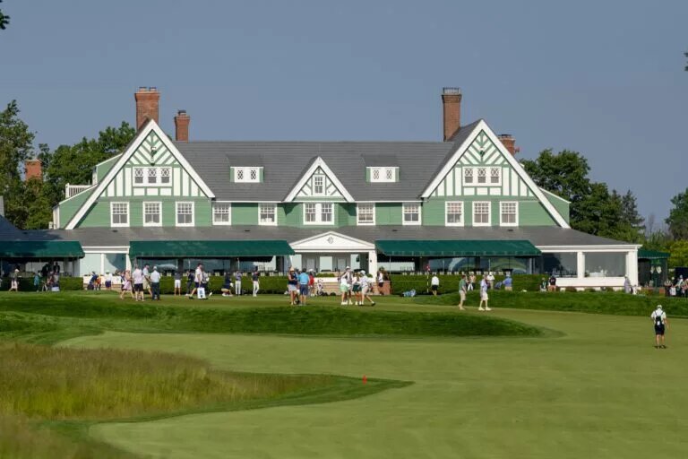Oakmont Country Club