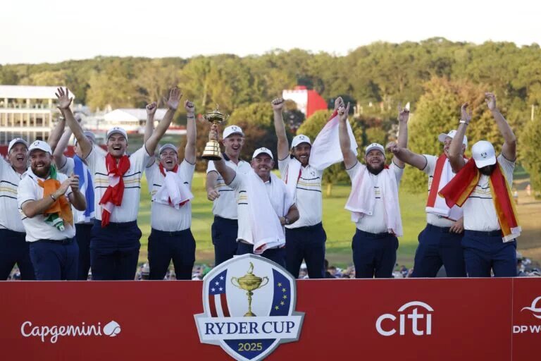 Rory McIlroy and the European Ryder Cup team