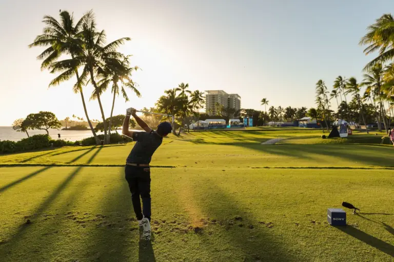 Chandler Philips at the Sony Open on the Hawaii Swing