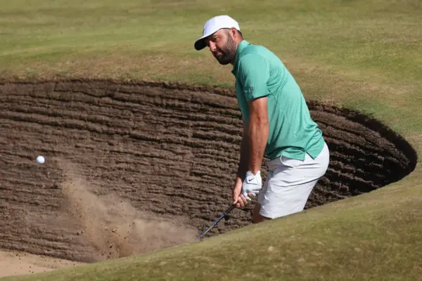 Scottie Scheffler Sends Early Warning to The Open Field With Fast Start at Royal Birkdale