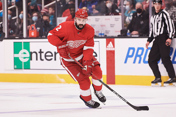 Detroit Red Wings trade Nick Leddy to St. Louis Blues