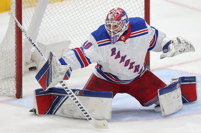 A deep dive into goalies wearing pads that look like the net and