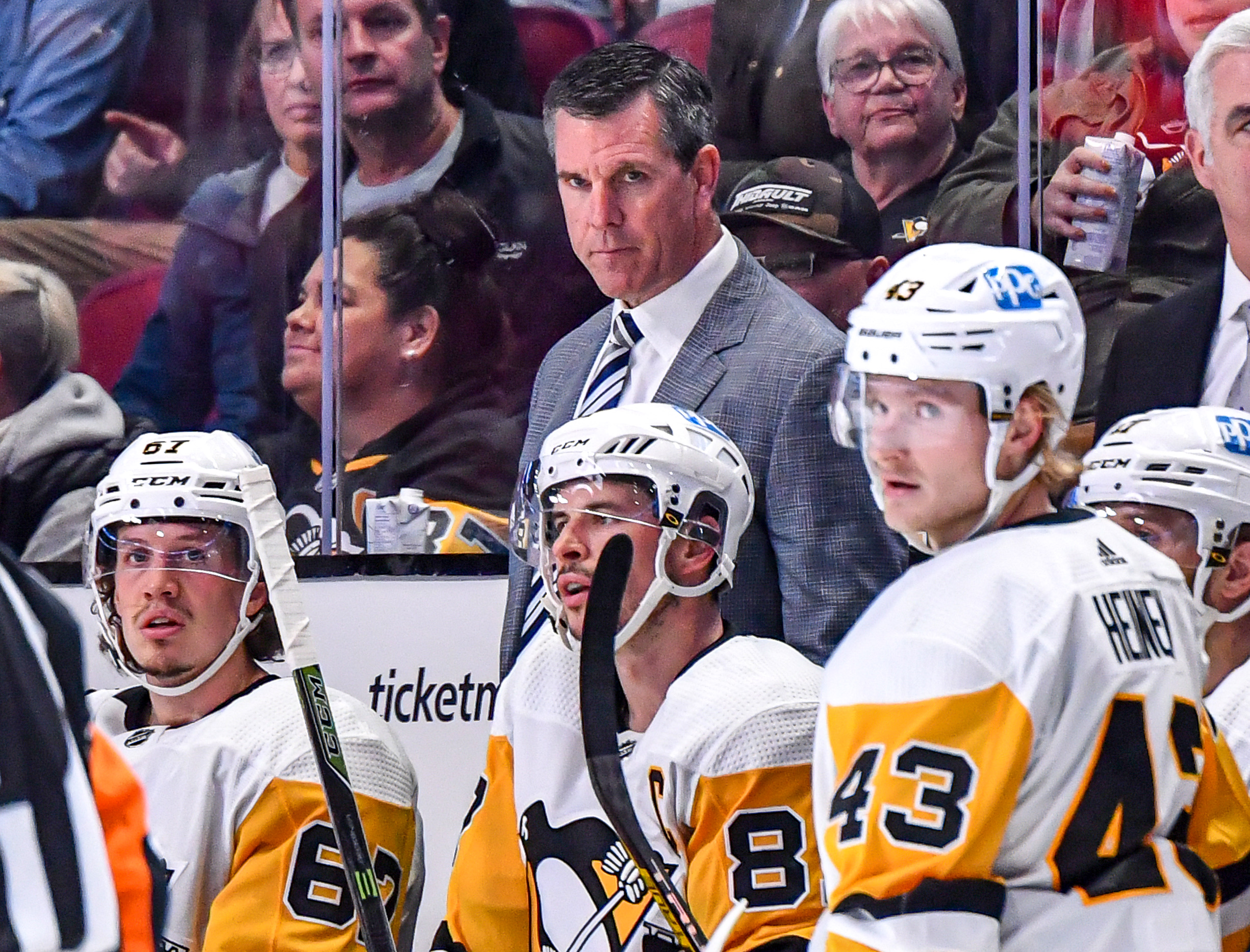 Bruins vs Lightning Picks, Predictions, and Odds Tonight - NHL