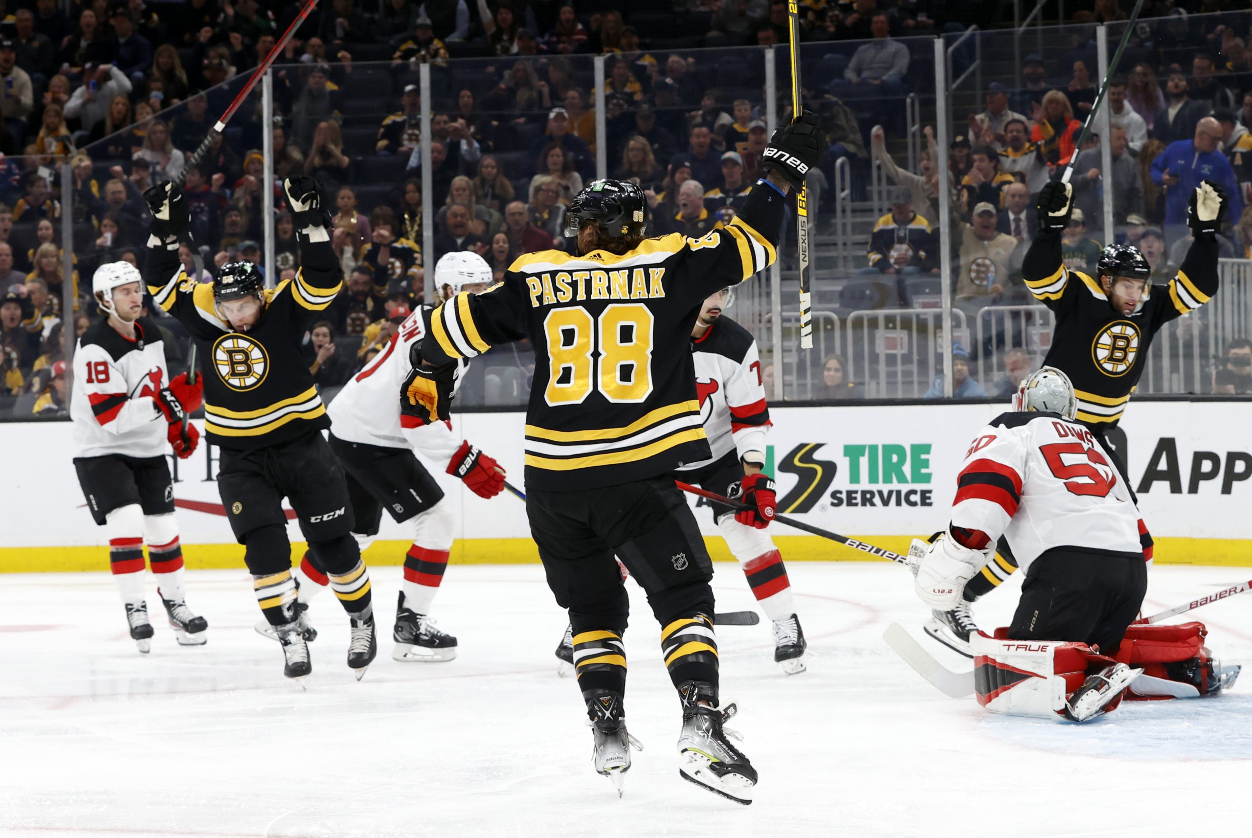 Newcomers sure make Don Sweeney look good, and the Bruins beat the