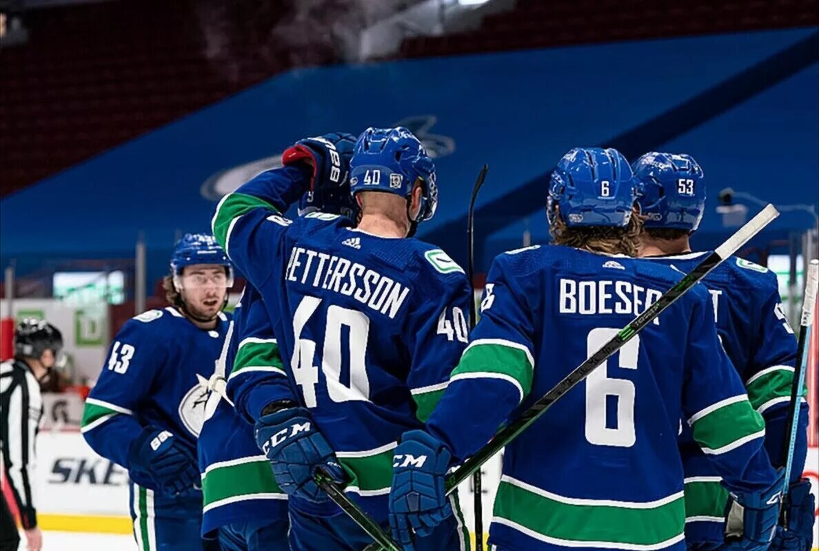 vancouver canucks star players