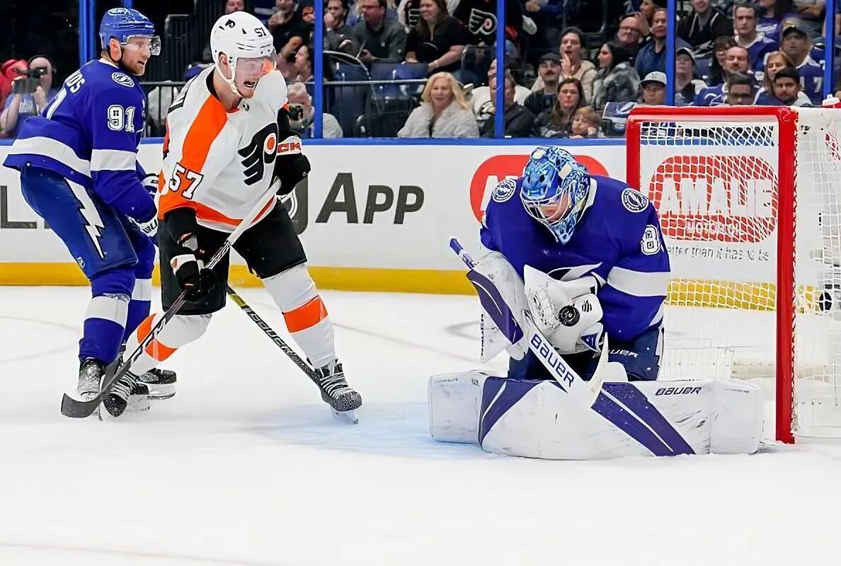 TAMPA, FL - OCTOBER 18: Tampa Bay Lightning goaltender Andrei Vasilevskiy (88) makes a save during the NHL Hockey match between the Tampa Bay Lightning and Philadelphia Flyers on October 18, 2022 at Amalie Arena in Tampa, FL. (Photo by Andrew Bershaw/Icon Sportswire via NHL/Getty Images)