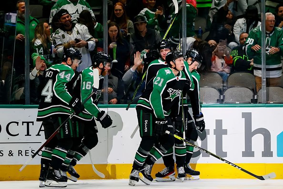 NHL Central Division: Dallas players celebrate goal