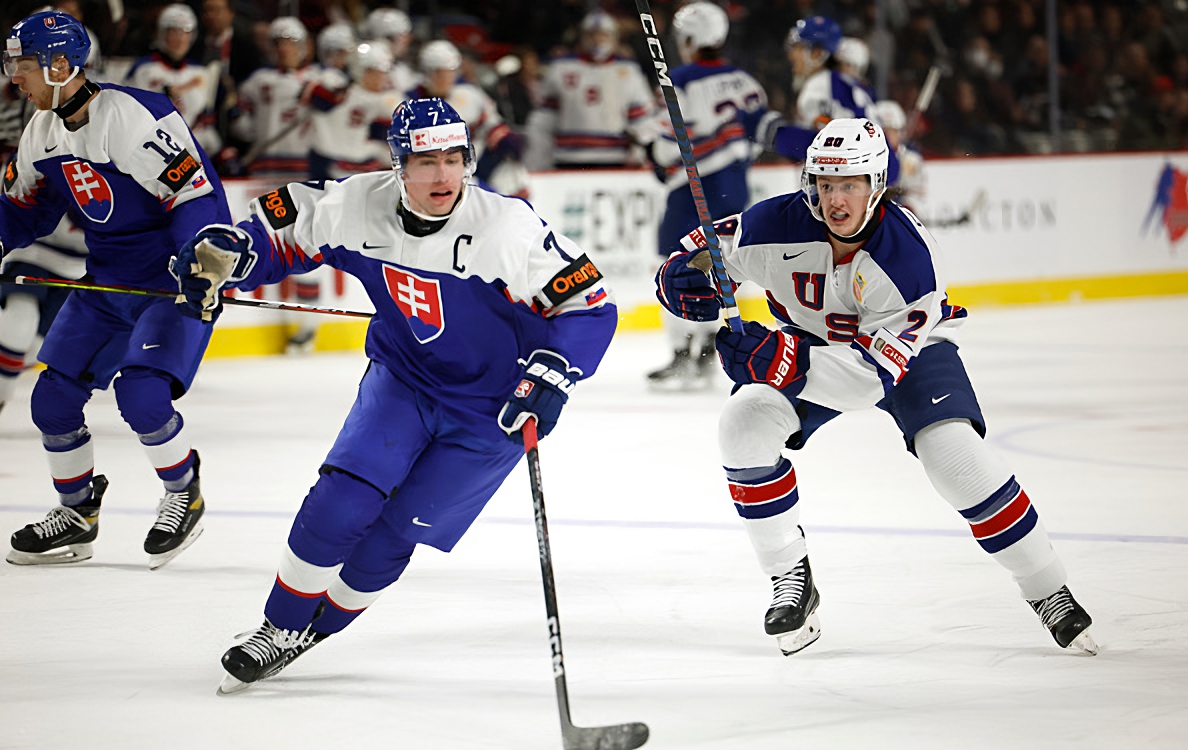 MONCTON, NB - DECEMBER 28: Simon Nemec #7 of team Slovakia skates against Charlie Stramel #28 of Team USA during the third period of the 2023 IIHF World Junior Championship at Avenir Centre on December 28, 2022 in Moncton, Canada. (Photo by Dale Preston/Getty Images)