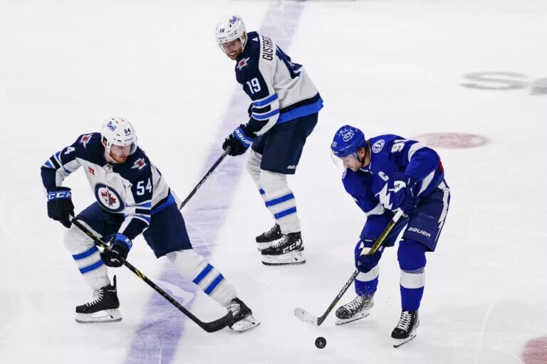 Steven Stamkos Injury; sweater number 91