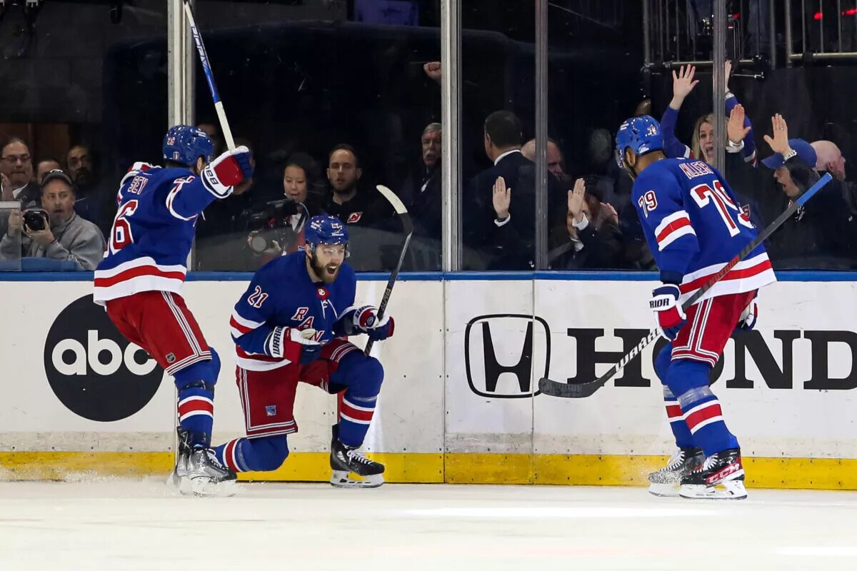 New York Rangers Offseason Grades; Barlclay Goodrow claimed