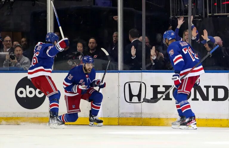 New York Rangers Offseason Grades; Barlclay Goodrow claimed