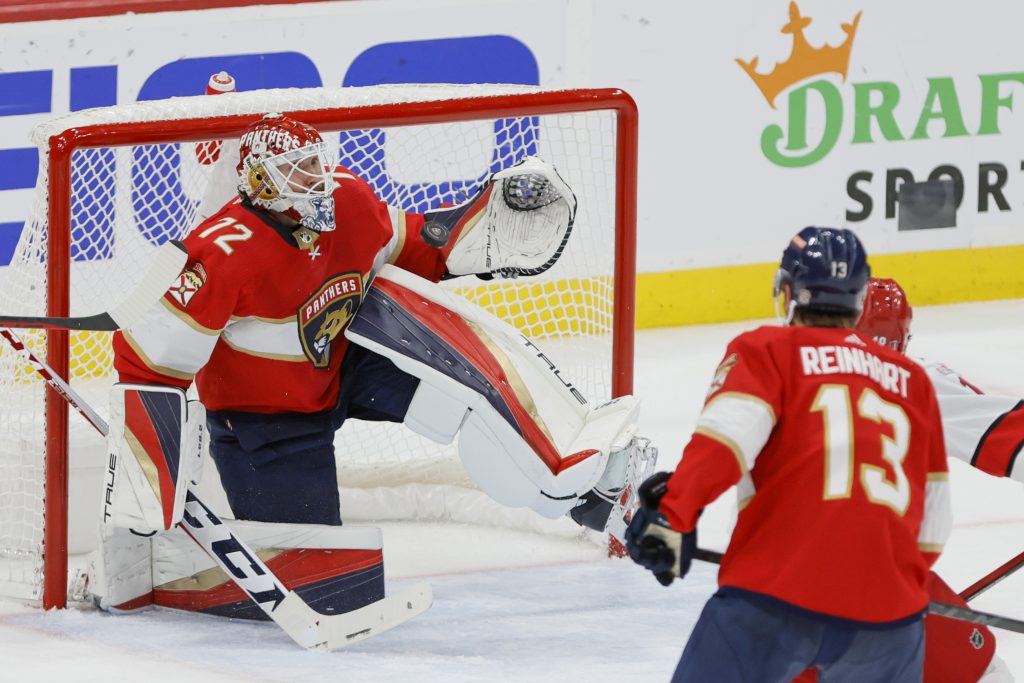 Panthers: Sergei Bobrovsky deserves Conn Smythe over Matthew Tkachuk