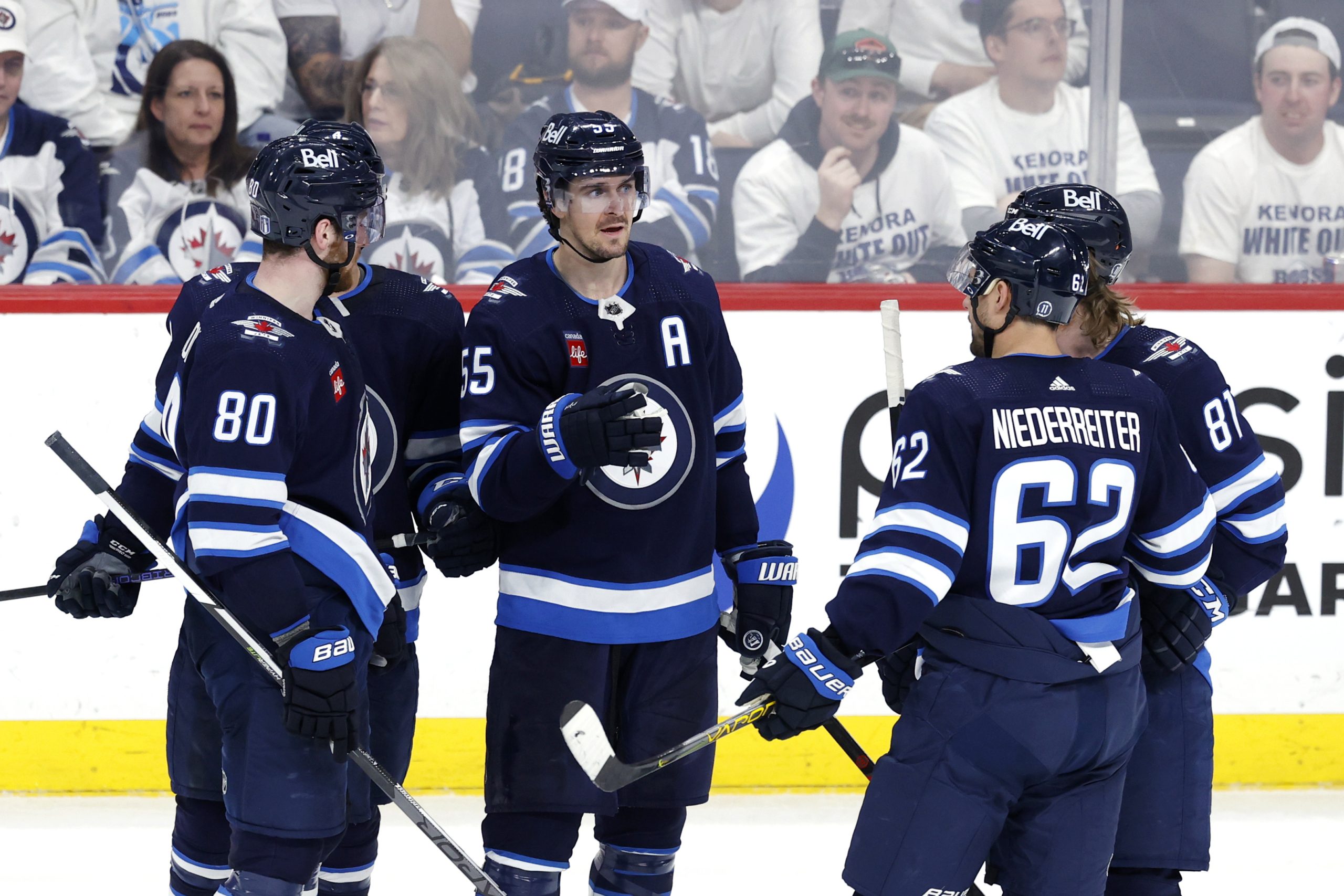 Hellebuyck, Scheifele set on winning Stanley Cup with Jets: 'We're together  on this